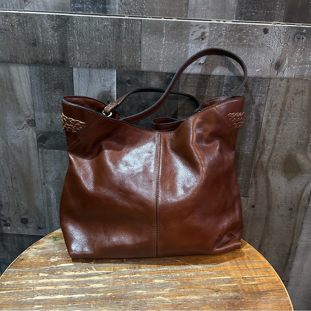 Elegant Brown Leather Tote Bag